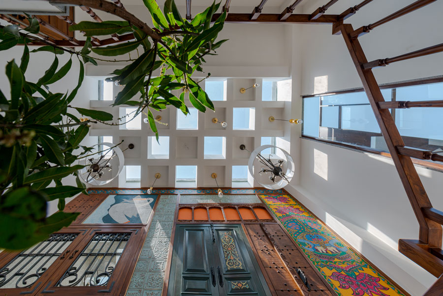 A room with a skylight with natural light coming through it - Beautiful Homes