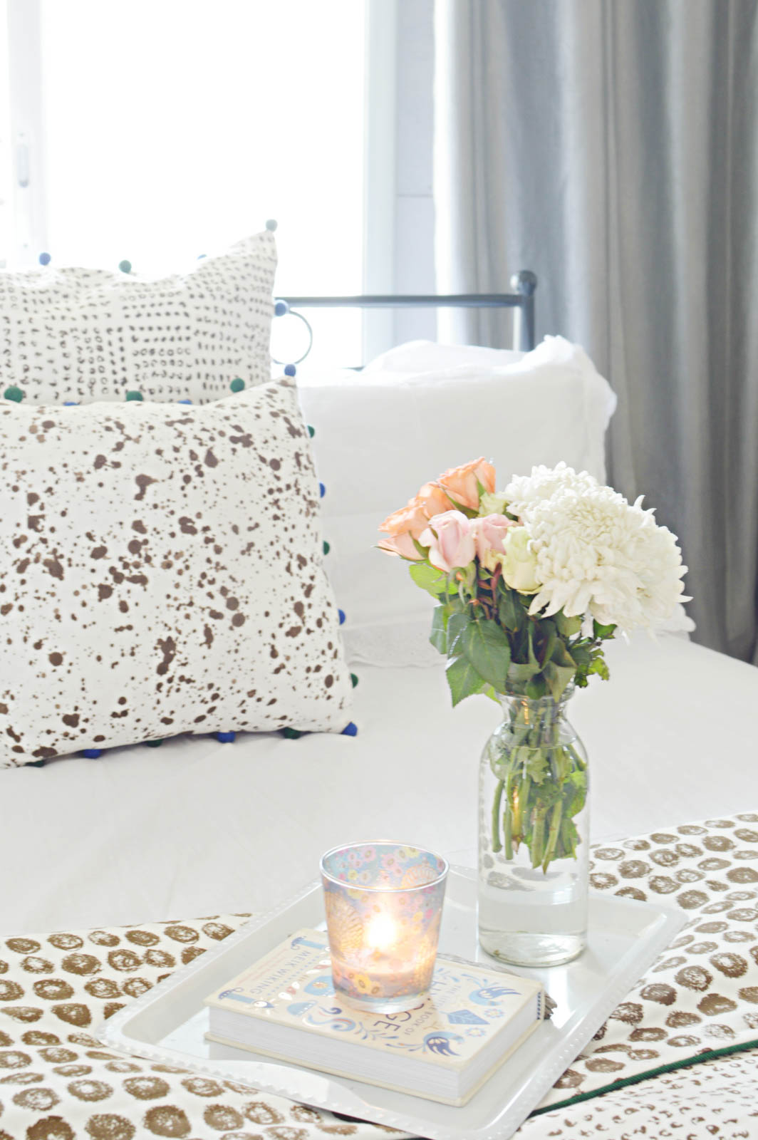 An all white dreamscape cocooned in a 550 sqft rental apartment in Mumbai - Beautiful Homes