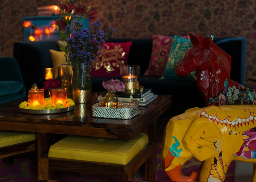A living room decorated with lamps