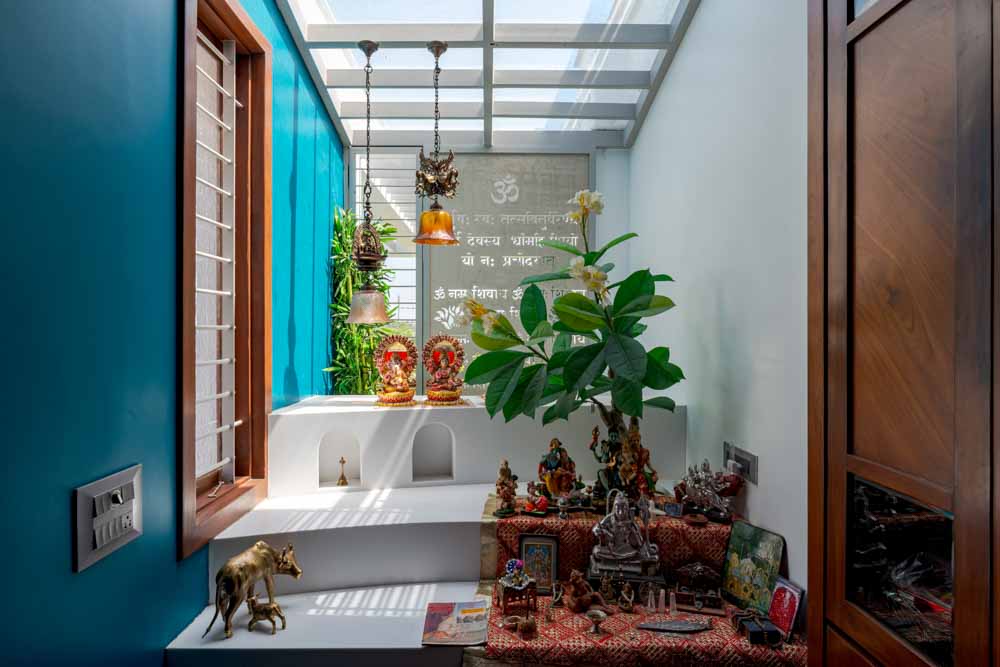 Pooja Room Décor with Plants & Flower Pots -  Beautiful Homes