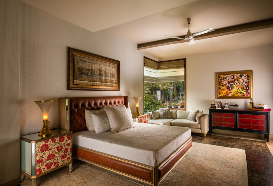 Bedroom Side Table Design For Vintage Style Room Décor In White and Red Shades - Beautiful Homes
