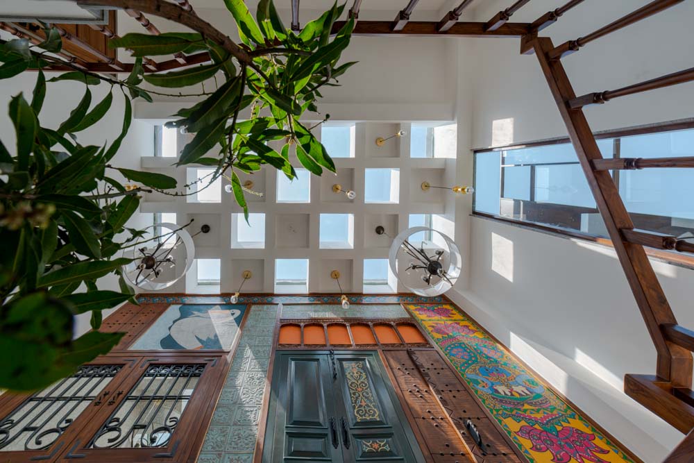 Unique customized skylight in a grid pattern for living room decor - Beautiful Homes